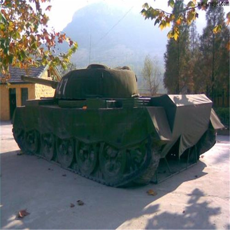 康乐大型充气坦克